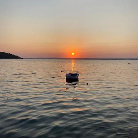 Beyaz Sahil Evleri * Pali